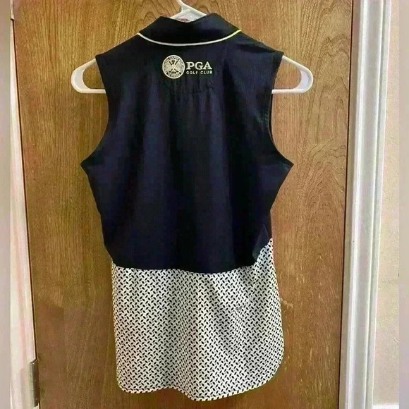 Greg Norman Women’s Golf Shirt XS Black with Patterns Special PGA Patch on Back - Picture 3 of 9